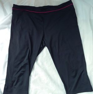 Danskin Now Black & Pink Workout Capris Sz 2X